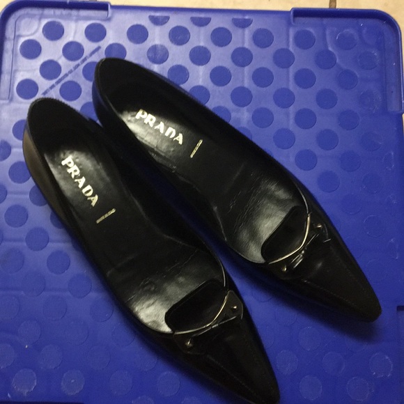 Prada Pointed Toe Flats tiny heel - Picture 2 of 6